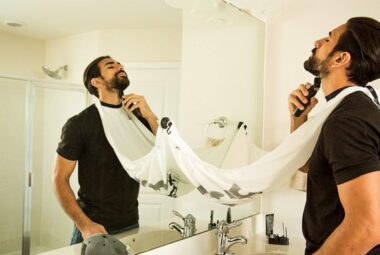 shaving bib